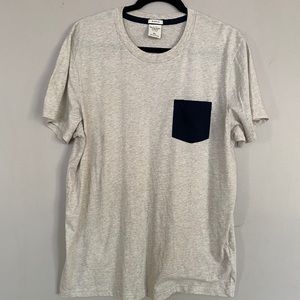 Abercrombie and Fitch T-shirt